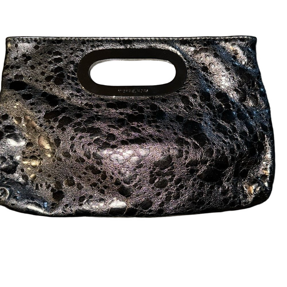 Micheal Kors metallic clutch y3k